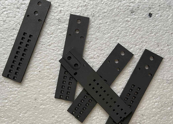 1.83g / Cm3 Komponen Grafit Bentuk Disesuaikan